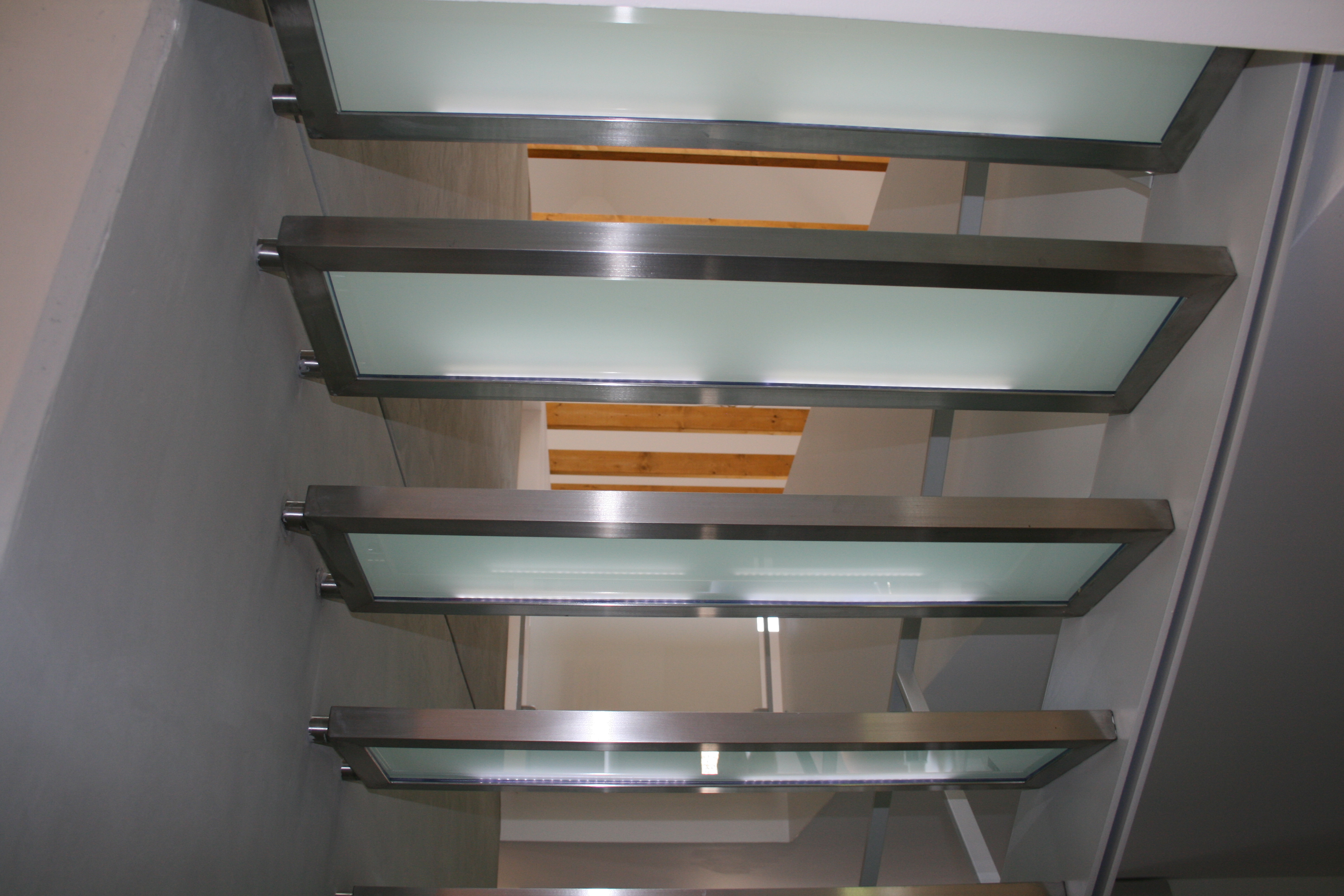 Kleiner Auszug Gelaender Und Treppen 011 20160721 1326003039